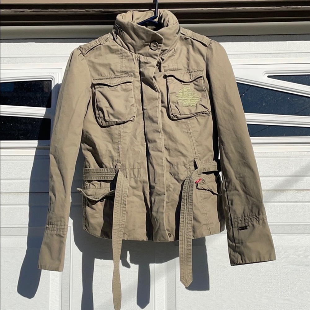 Levi’s utility jacket with optional hood NWOT